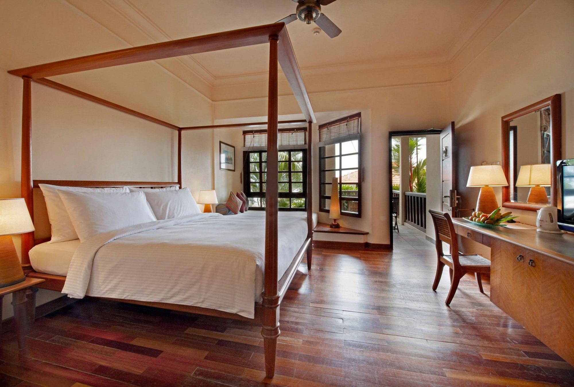 Hotel Avillion Port Dickson Exterior foto A bedroom at the hotel