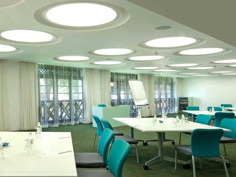 Hotel Avillion Port Dickson Exterior foto Meeting room
